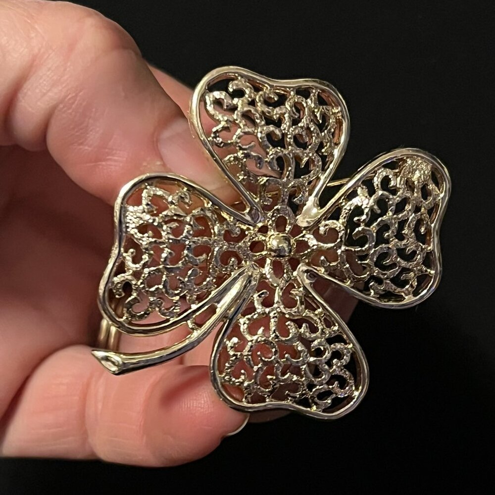 Sarah Coventry Filigree Four‑Leaf Clover Brooch – Vintage – Excellent Condition - Picture 2 of 10